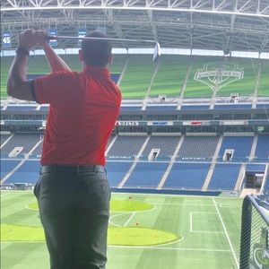 Meet your Posher, Zachary